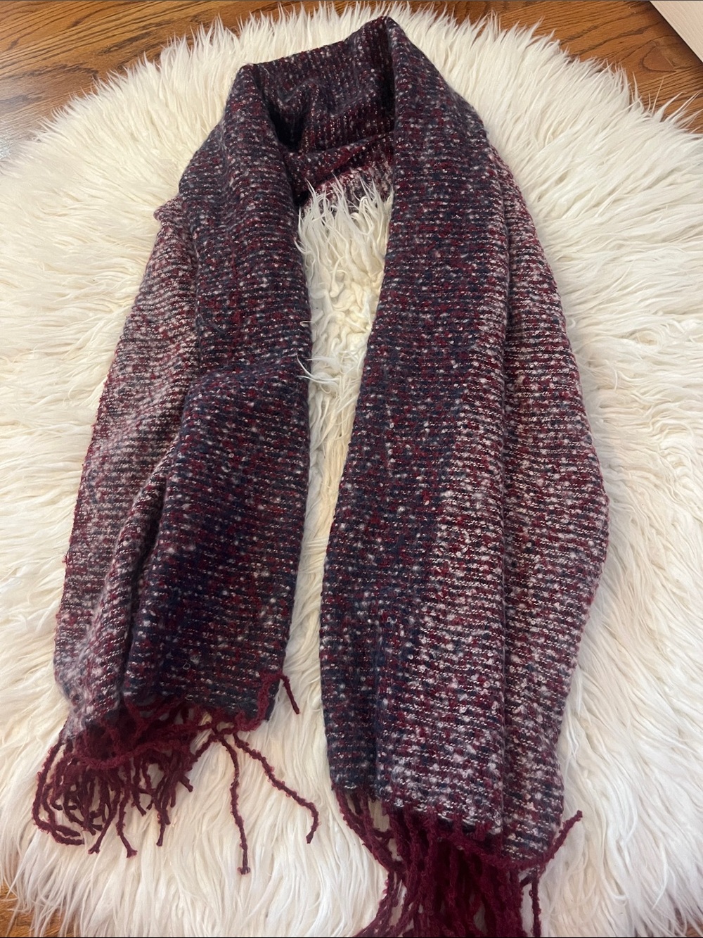 NWT Tucker + Tate kids Marled Burgundy and Black Knit Scarf with Fringe size OS
